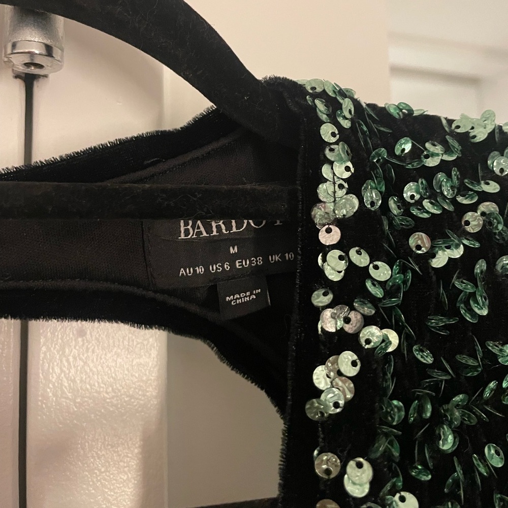 REVOLVE Bardot Sz M Green Sequin Mini Dress - Picture 12 of 12